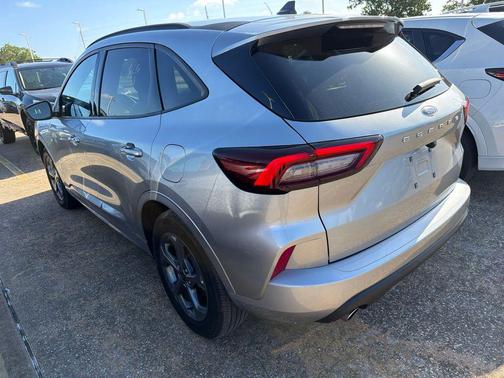 Iconic Silver Metallic 2024 Ford Escape ST-Line