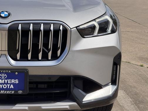 Silver Metallic 2025 BMW X1 xDrive28i