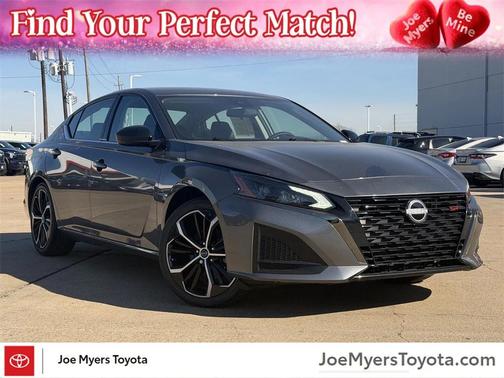 2025 Nissan Altima SR FWD