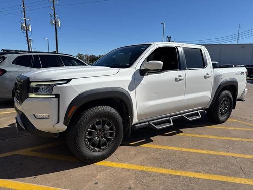 2023 Nissan Frontier PRO-4X