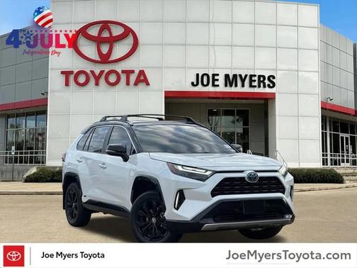 2024 Toyota RAV4 Hybrid SE