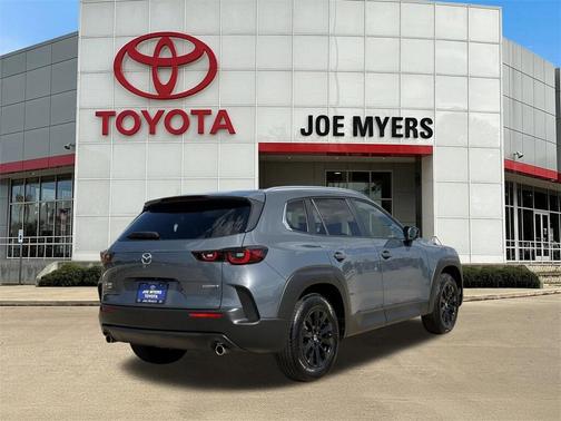 2024 Mazda CX-50 2.5 S Preferred Package