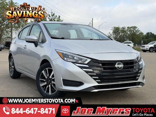 Brilliant Silver Metallic 2025 Nissan Versa 1.6 SV