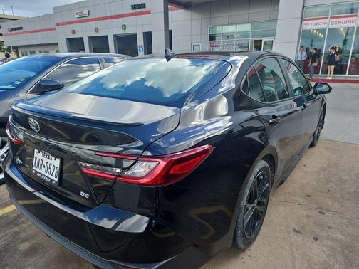 Midnight Black Metallic 2026 Toyota Camry SE