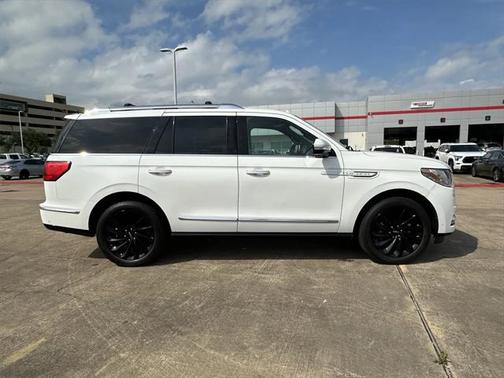 2021 Lincoln Navigator Reserve