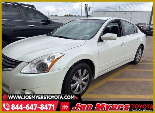 Winter Frost Pearl 2012 Nissan Altima 2.5