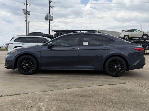 Dark Cosmos 2026 Toyota Camry SE
