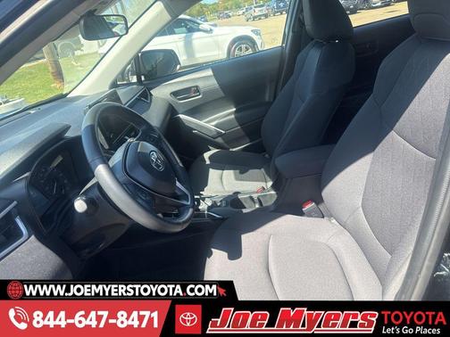 Jet Black 2025 Toyota Corolla Cross LE