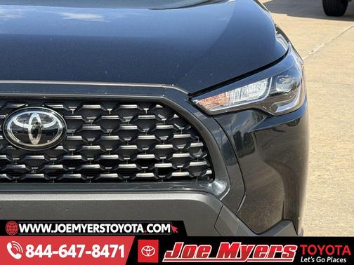 Jet Black 2025 Toyota Corolla Cross LE