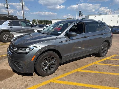 2024 Volkswagen Tiguan 2.0T SE