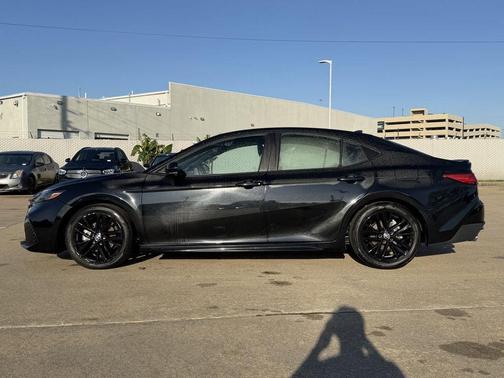 Midnight Black Metallic 2025 Toyota Camry SE