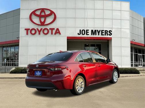 2025 Toyota Corolla Hybrid XLE