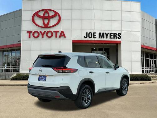 2023 Nissan Rogue S