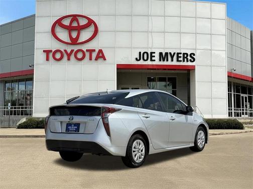 2017 Toyota Prius Two