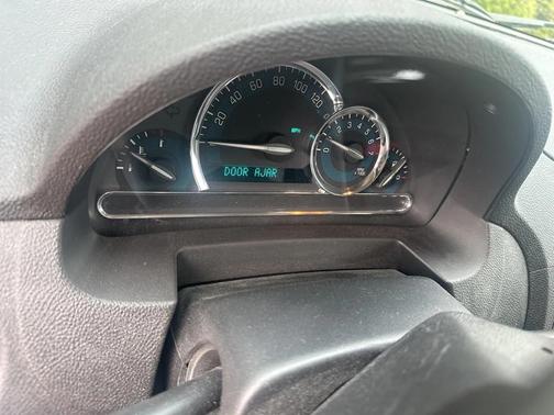 2011 Chevrolet HHR LT