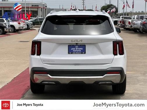 2024 Kia Sorento S