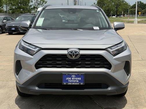 Silver Sky Metallic 2025 Toyota RAV4 XLE