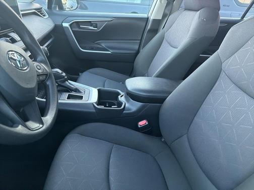 Silver Sky Metallic 2025 Toyota RAV4 XLE