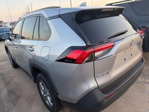 Silver Sky Metallic 2025 Toyota RAV4 XLE