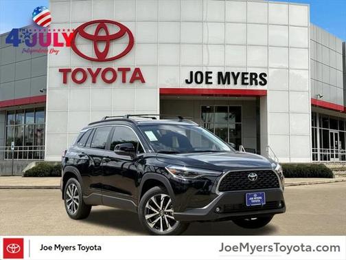 2025 Toyota Corolla Cross XLE