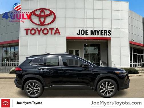 2025 Toyota Corolla Cross XLE