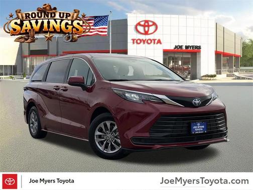 2025 Toyota Sienna LE