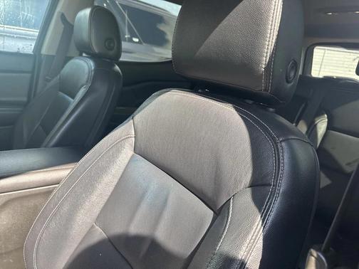 2017 GMC Acadia SLE-1