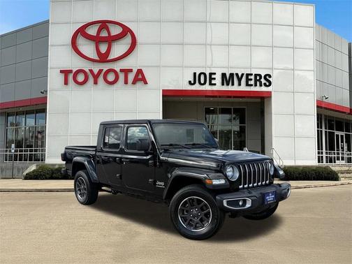 2023 Jeep Gladiator Overland