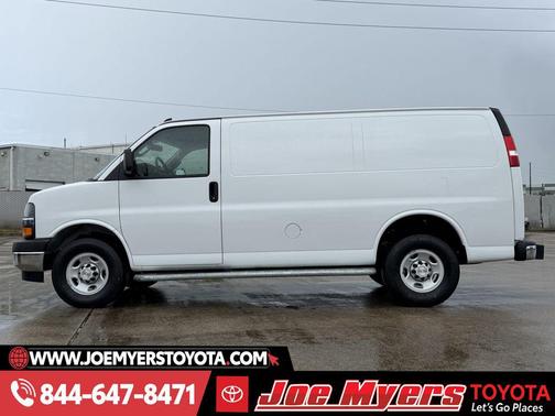 2024 Chevrolet Express 2500 RWD 2500 Regular Wheelbase WT