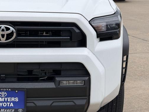 Ice 2025 Toyota 4Runner SR5