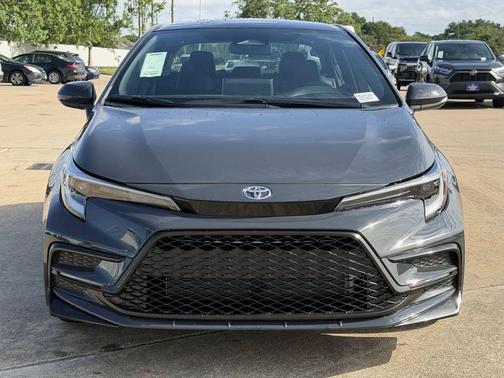 Underground/Midnight Black Metallic 2026 Toyota Corolla SE