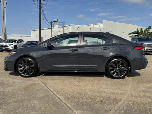 Underground/Midnight Black Metallic 2026 Toyota Corolla SE