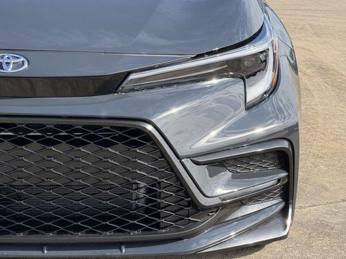 Underground/Midnight Black Metallic 2026 Toyota Corolla SE