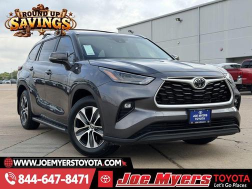 Magnetic Gray Metallic 2024 Toyota Highlander XLE