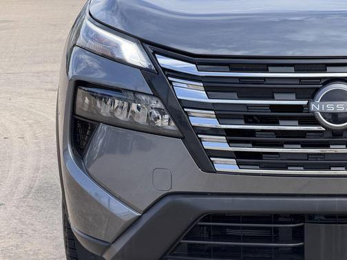 Gun Metallic 2025 Nissan Rogue SV