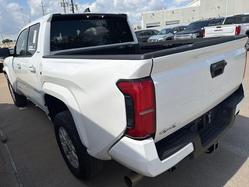 Ice 2024 Toyota Tacoma SR5