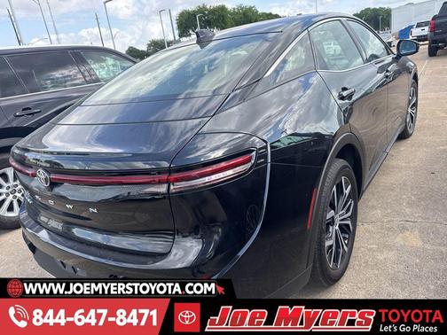 Black 2025 Toyota Crown XLE