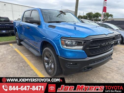 Hydro Blue Pearlcoat 2023 RAM 1500 Big Horn/Lone Star