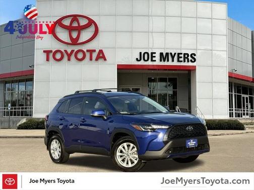 2024 Toyota Corolla Cross LE