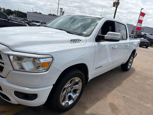 Bright White Clearcoat 2020 RAM 1500 Big Horn/Lone Star