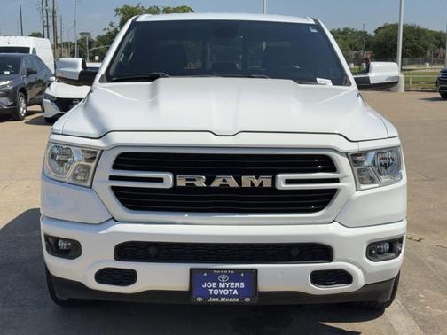 Bright White Clearcoat 2020 RAM 1500 Big Horn/Lone Star