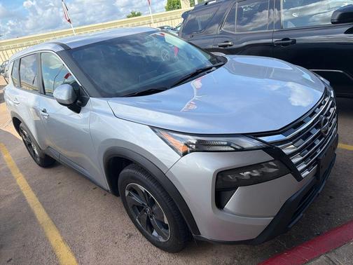 Brilliant Silver Metallic 2025 Nissan Rogue SV