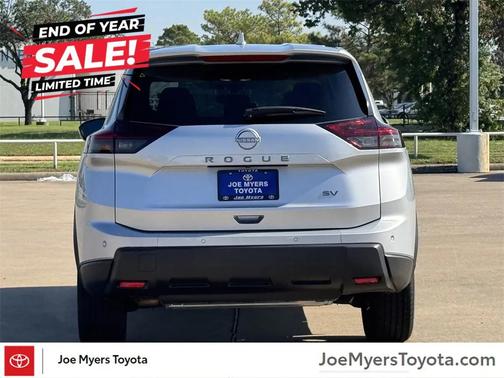 2024 Nissan Rogue SV