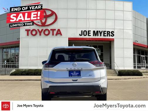 2024 Nissan Rogue SV