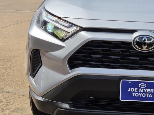 Silver Sky Metallic 2025 Toyota RAV4 XLE