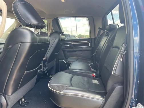2022 RAM 2500 Laramie Crew Cab 4x4 6'4' Box