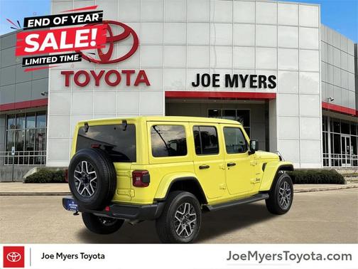 2024 Jeep Wrangler 4-Door Sahara 4x4