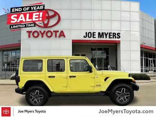 2024 Jeep Wrangler 4-Door Sahara 4x4