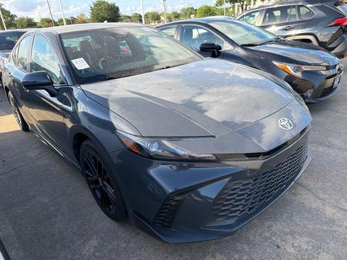 Underground 2025 Toyota Camry SE