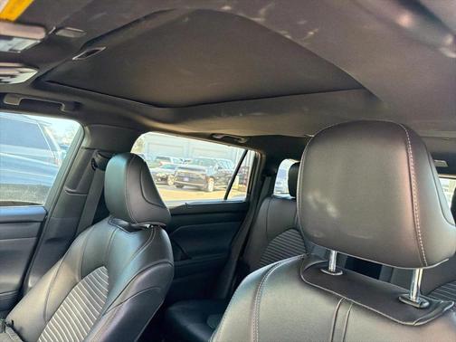 2024 Toyota Highlander XSE